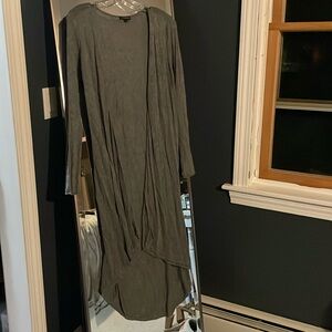 Grey Quarter Sleeve Long Sweater l Small